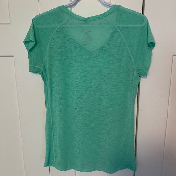 Turquoise athletic t-shirt - Picture 2 of 3